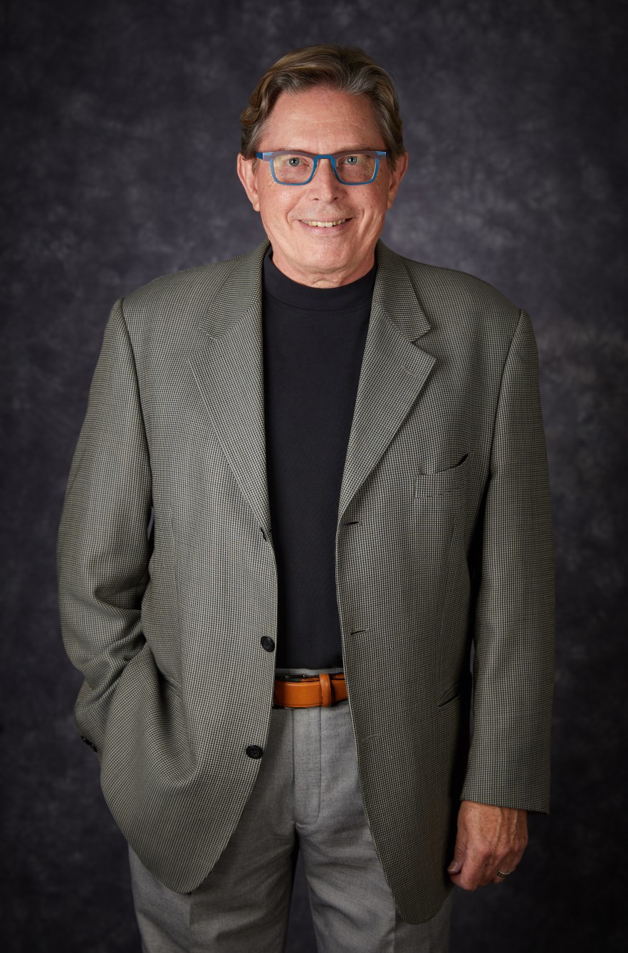 Howe_AB2_6042_RT full size original